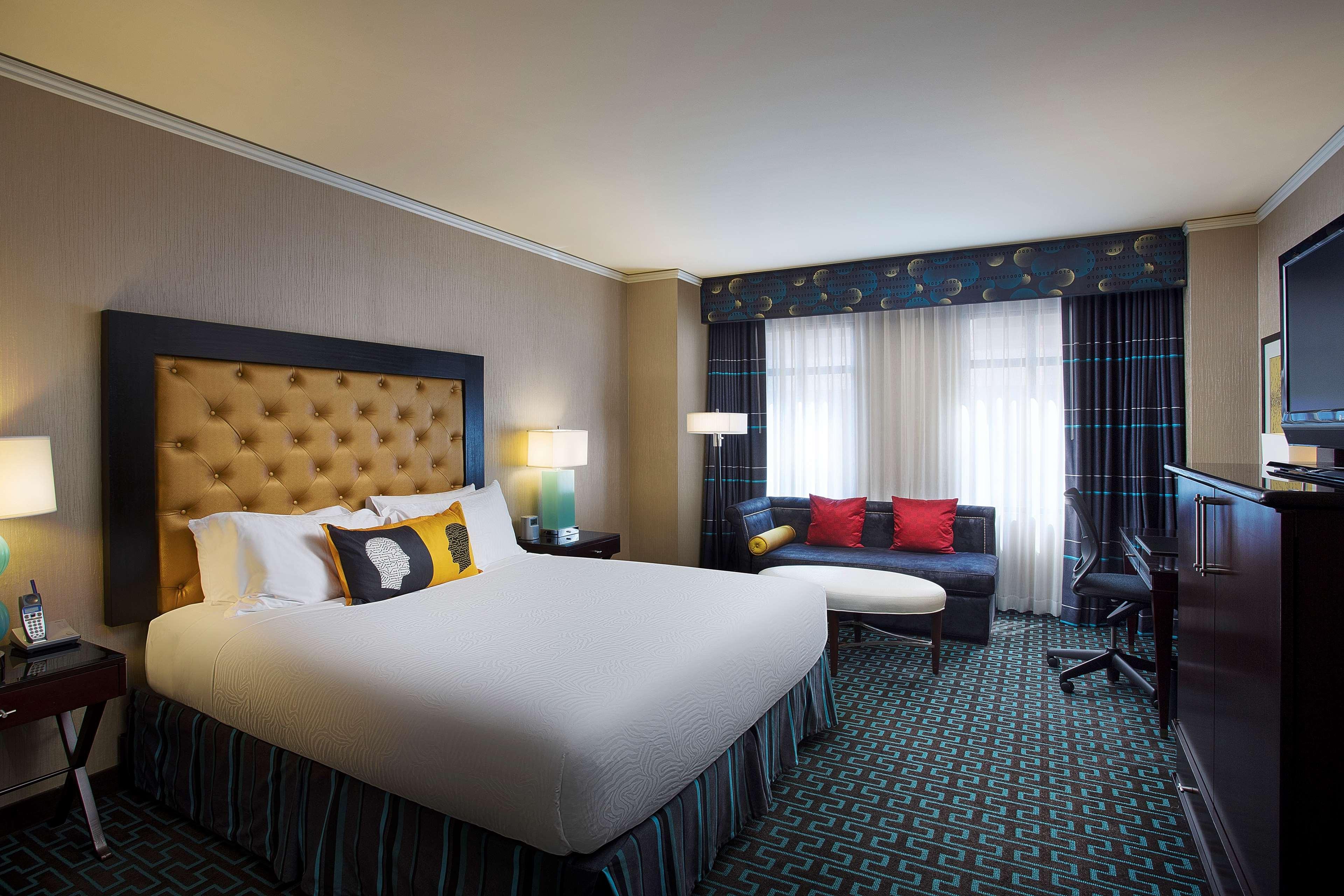 Juniper Hotel Cupertino, Curio Collection By Hilton Exteriör bild