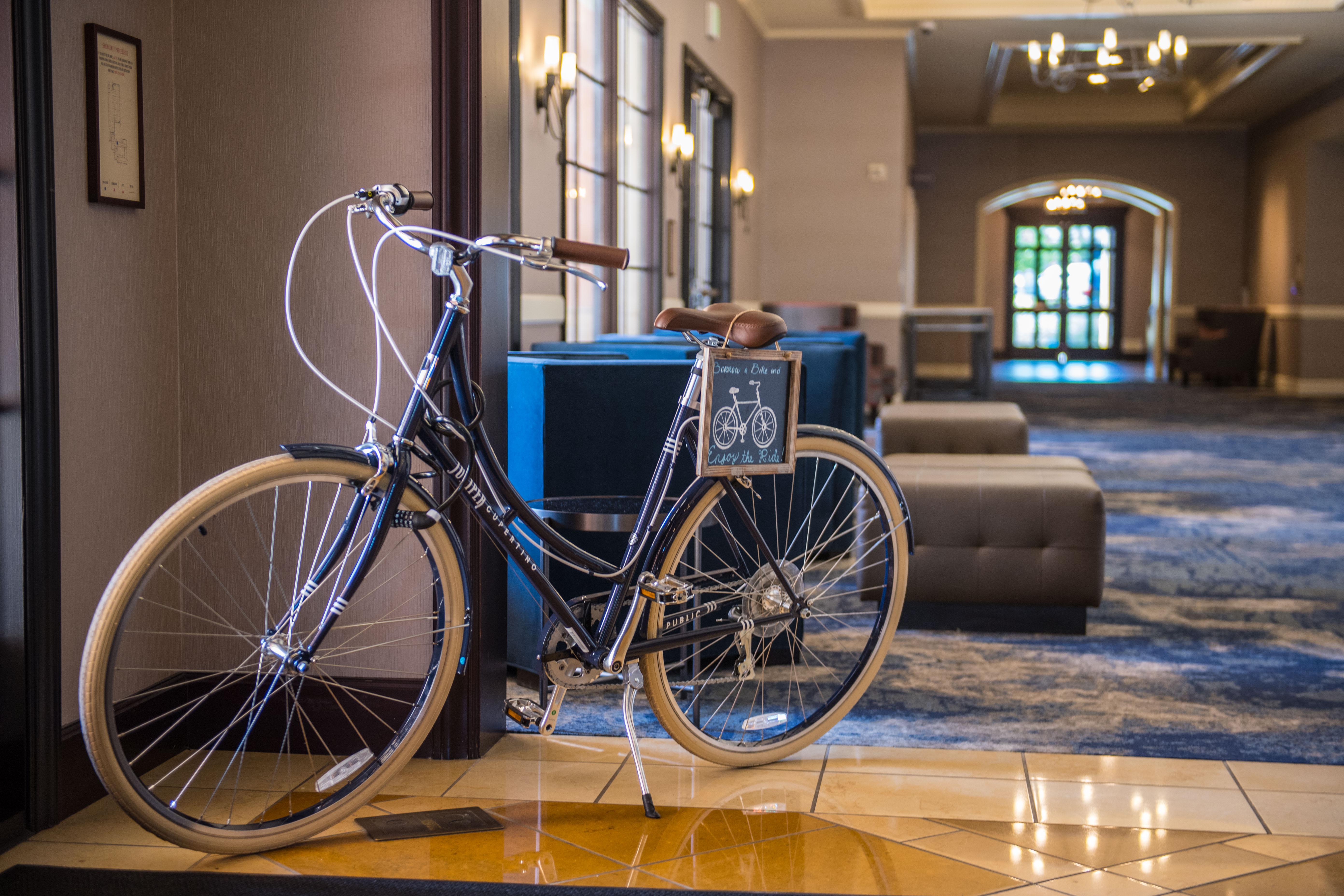 Juniper Hotel Cupertino, Curio Collection By Hilton Exteriör bild