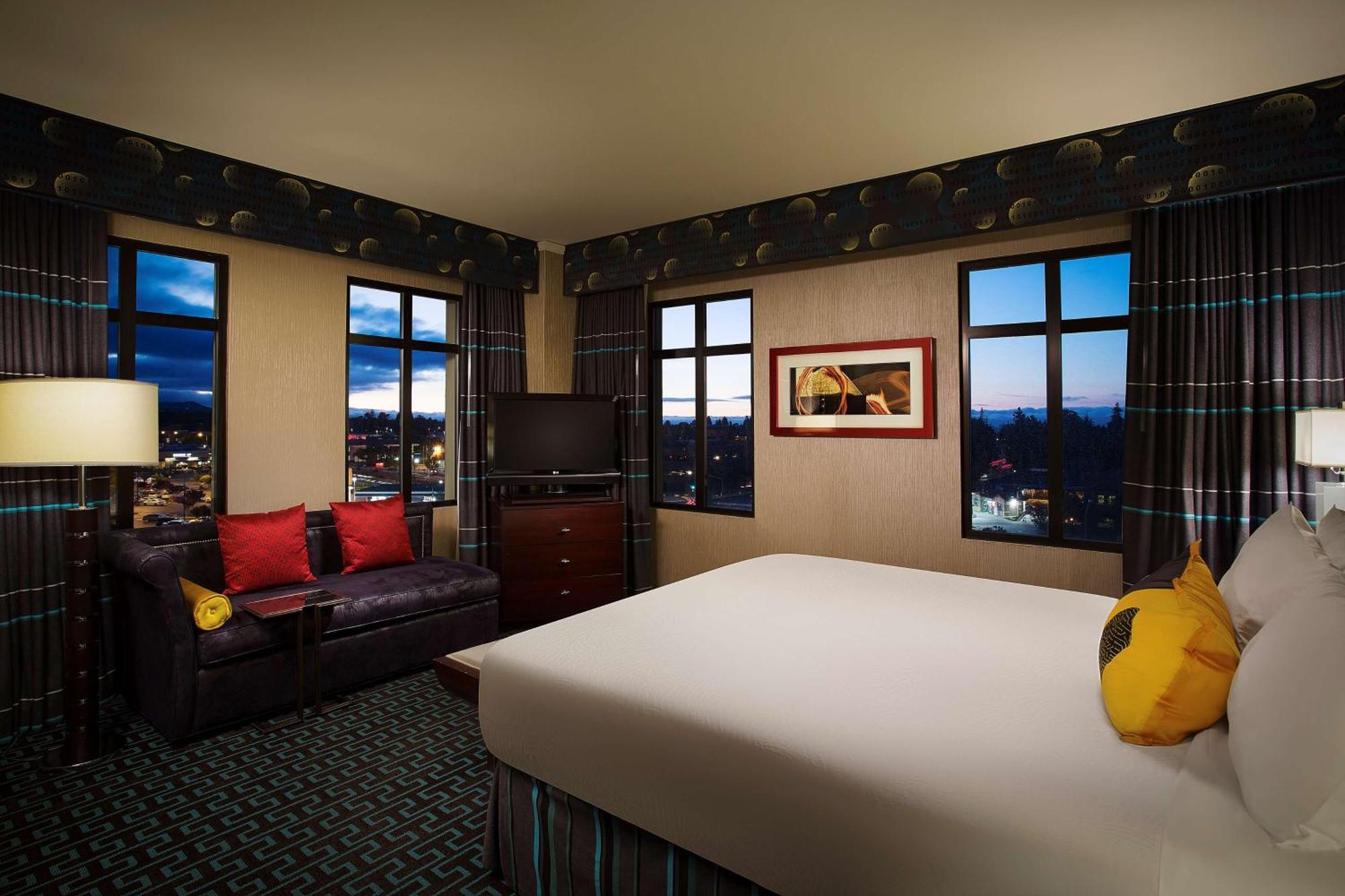Juniper Hotel Cupertino, Curio Collection By Hilton Exteriör bild